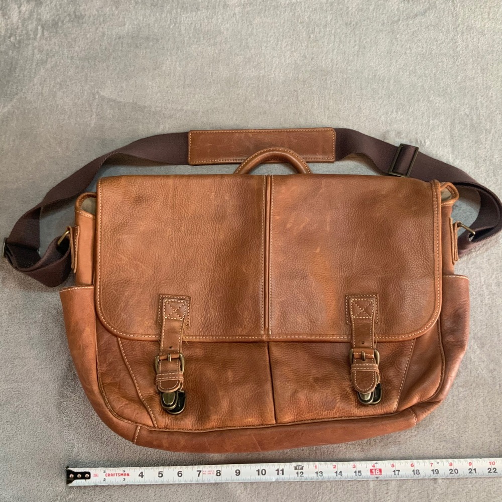 LL Bean Vintage Brown Leather Messenger Bag Satchel Laptop Crossbody Briefcase